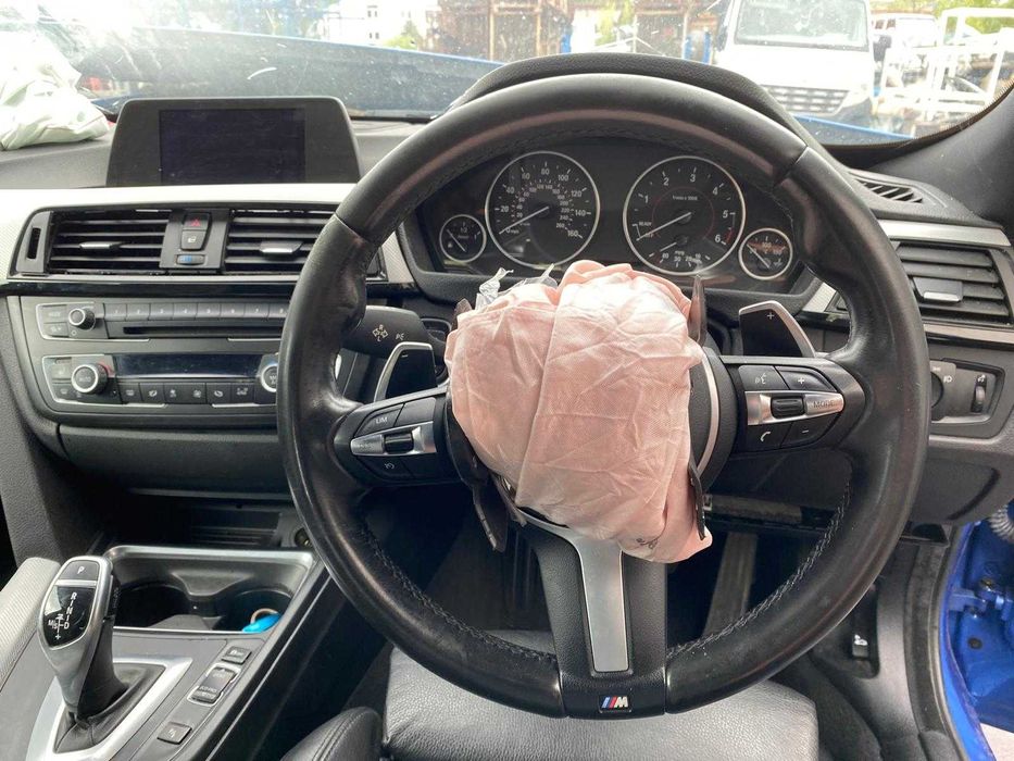 Dezmembrez bmw seria 3 gt f32 M-pachet n57d30b 258 cp/bara spate m/far