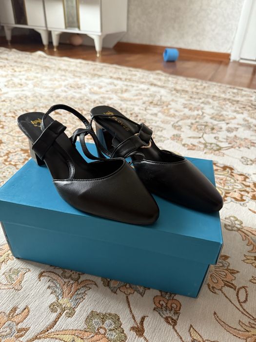 Туфли женские продается