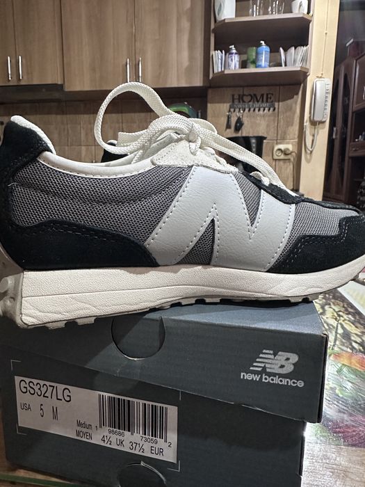 Vand New Balance 327