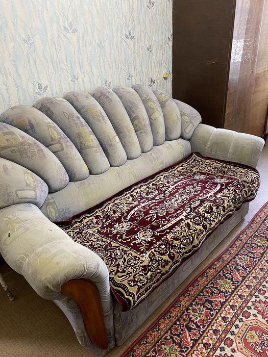 Мягкий уголок диван и два кресла