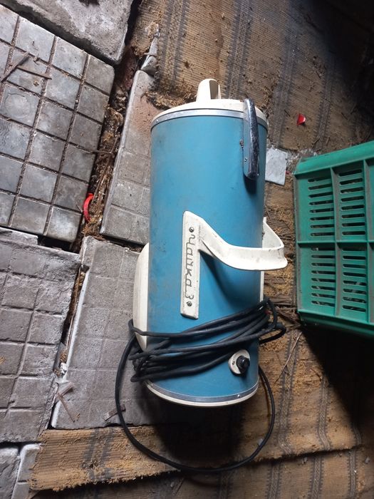 Ретро прахосмукачка чайка 3