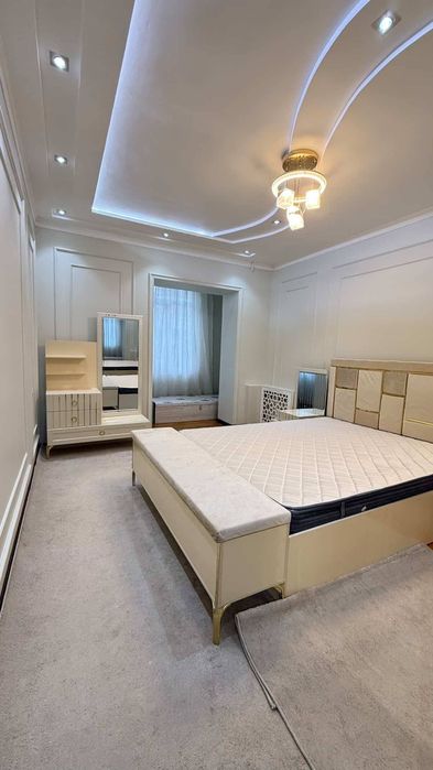 Юнус Ражабе метро якин жойда аренда безмаклер