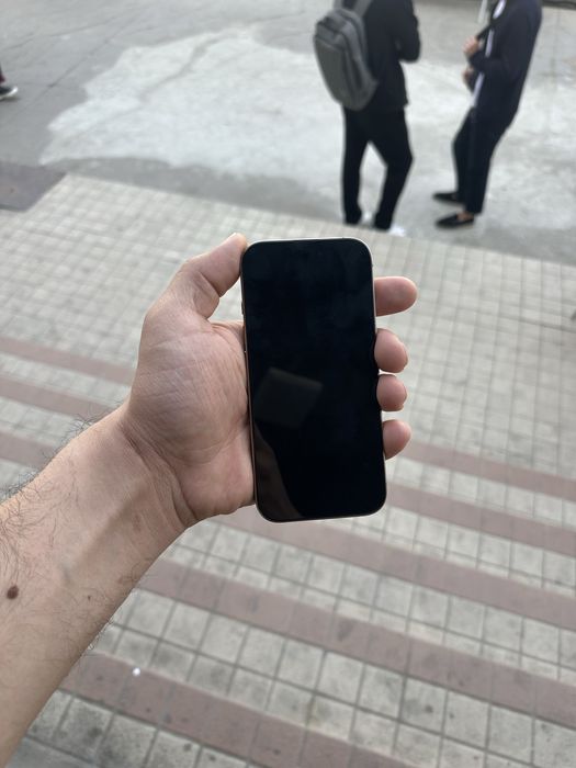 Iphone 16 pro sotilad