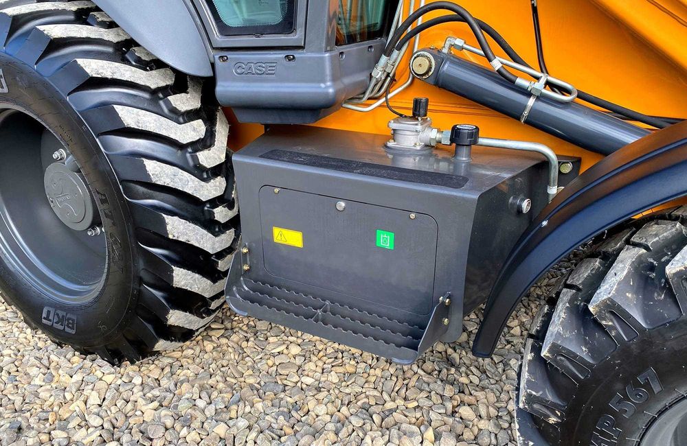 Ekskavator-yuklagich CASE 570SV