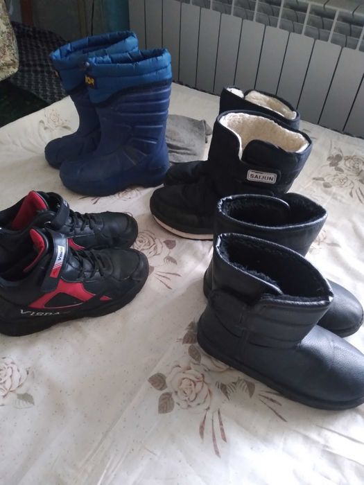 Детская обувь разная