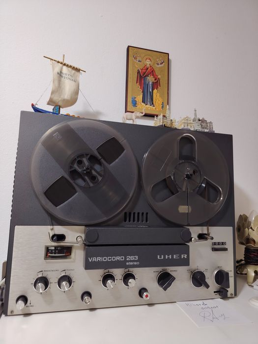 Se vinde magnetofon Uher Variocord 263 made West GermanY