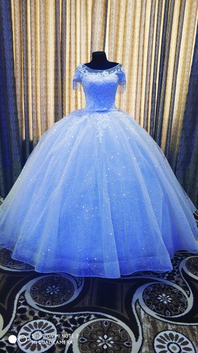 Келин либослар сотилади донаси 150 Минг сум дан