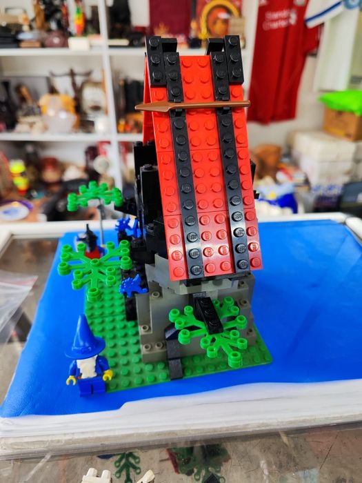 Лего 6048 Lego Majistos Magical Workshop 1993 г