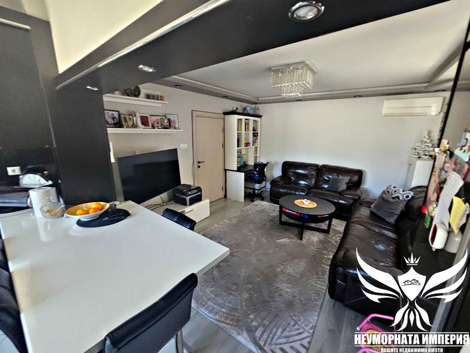 Дава се под наем Тристаен апартамент в Асеновград - 115 кв.м за 359.04 € - Снимка #4