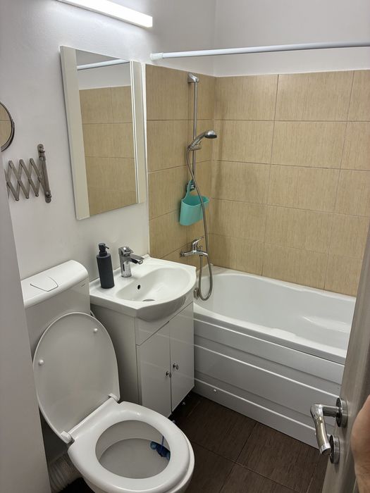 Închiriez apartament 2 camere, 36mp, Plaza Romania, etaj3