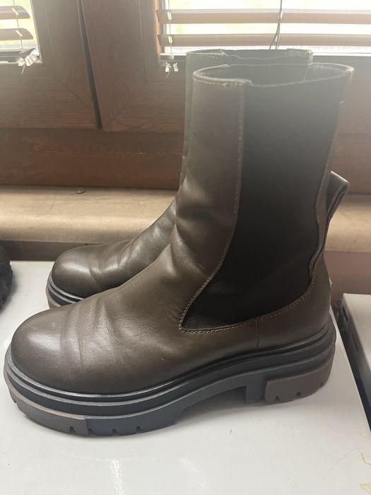 Дамски кожени боти Zara