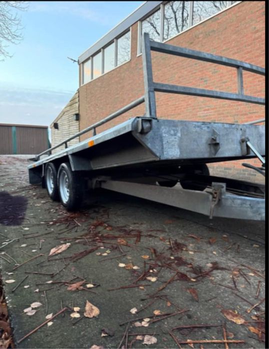 Remorca Hapert 2700 kg  transport utilaje  basculabil