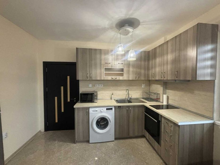 Дава се под наем Двустаен апартамент в Пловдив, Тракия - 65 кв.м за 298.86 € - Снимка #2