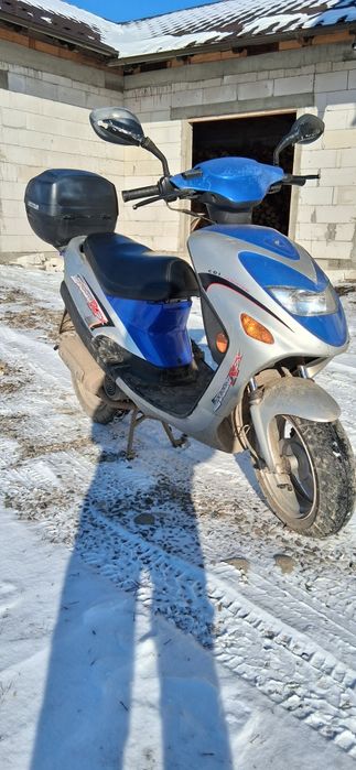 Vând scuter ( Rex )