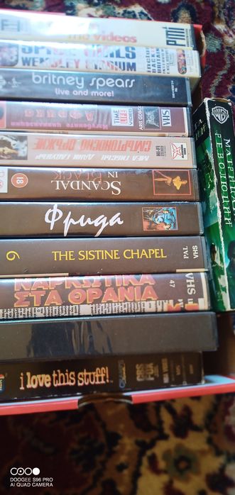 Видеокасети с оригинални филми много запазени