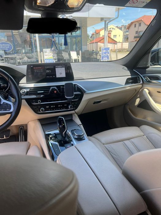 Vând autoturism BMW 540 xi