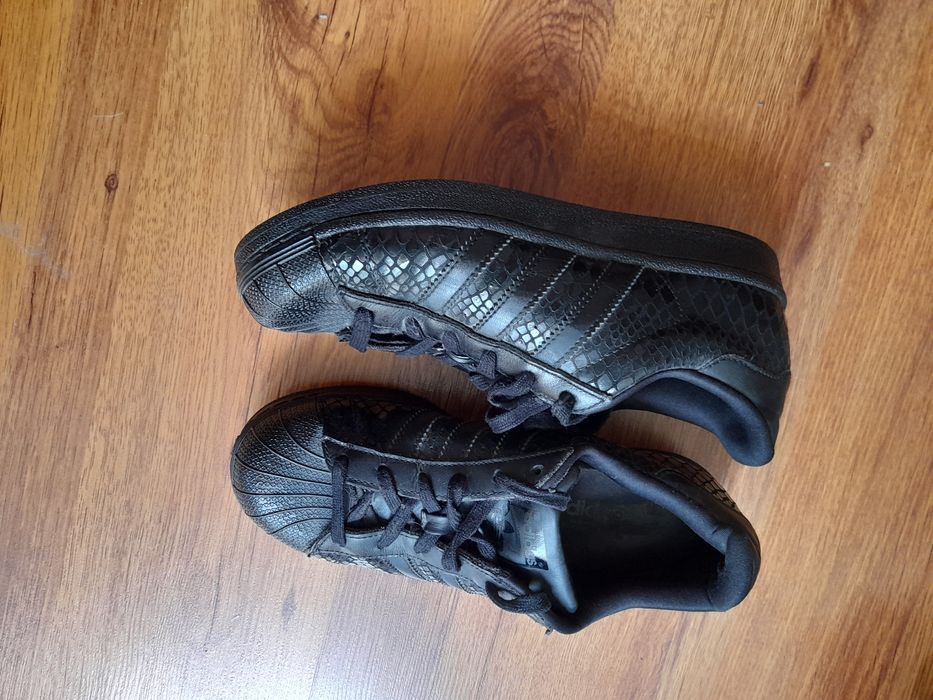 Adidas Superstar кецове 37 номер.