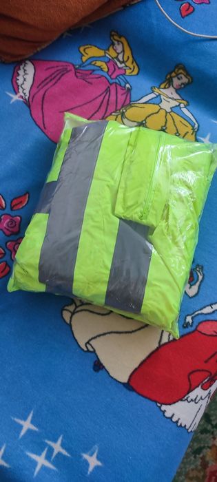 Продам дождевик штаны и куртка новая
