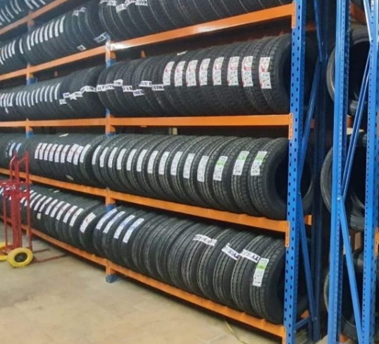 Rafturi metalice depozitare anvelope cauciucuri roti 44x88