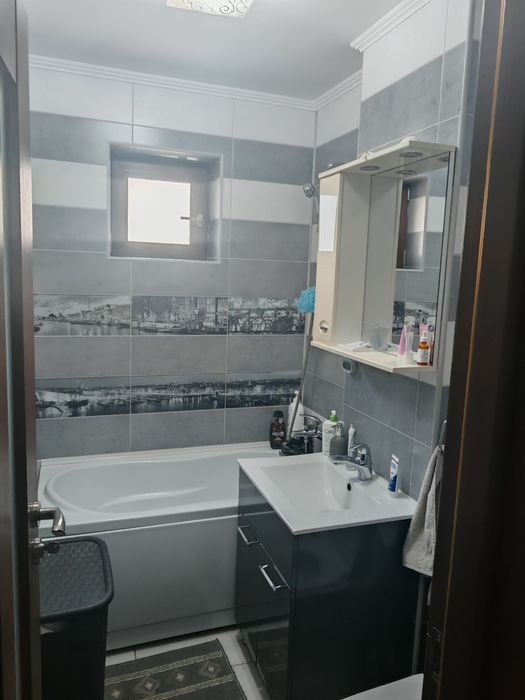 Apartament 3 camere