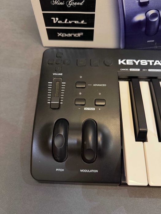 СРОЧНО! M-Audio Keystastation 49 MK3 миди клавиатура