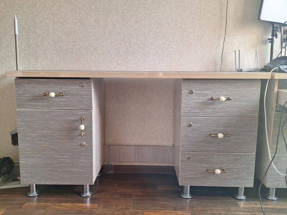 Салон учун мебель