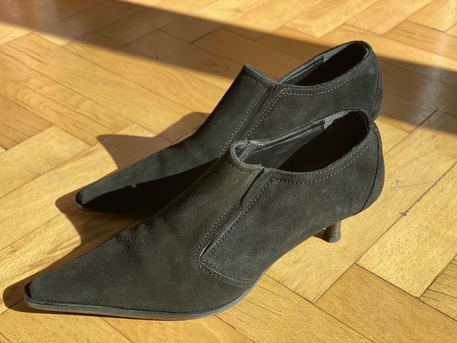 Дамски обувки с елегантен ток