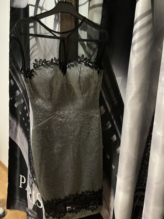 Rochie argintie cu sclipici