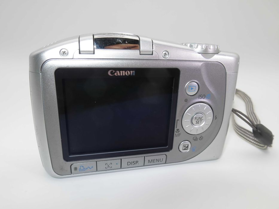 Canon PowerShot SX100 компактен цифров фотоапарат в сребърен цвят, дигитална камера в отлично състояние, 10х оптичен зум, 8MP, тестван работи супер