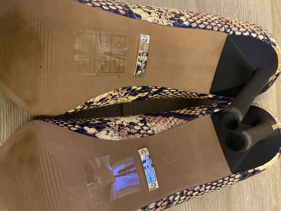 Pantofi Guess Marciano