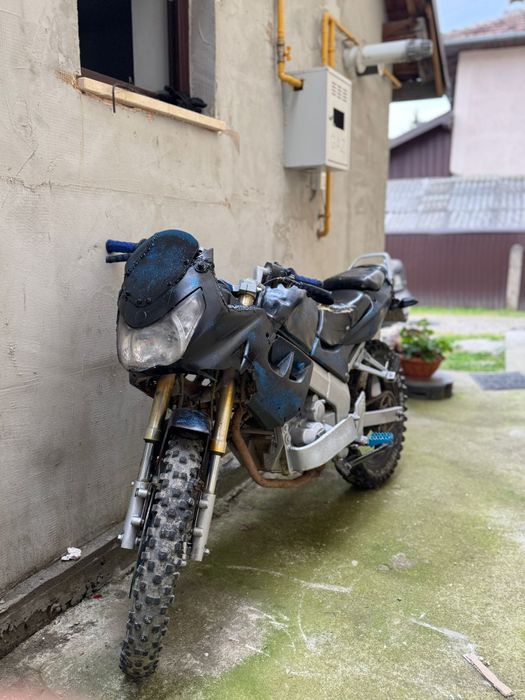 Vând sportivă făcută de offroad