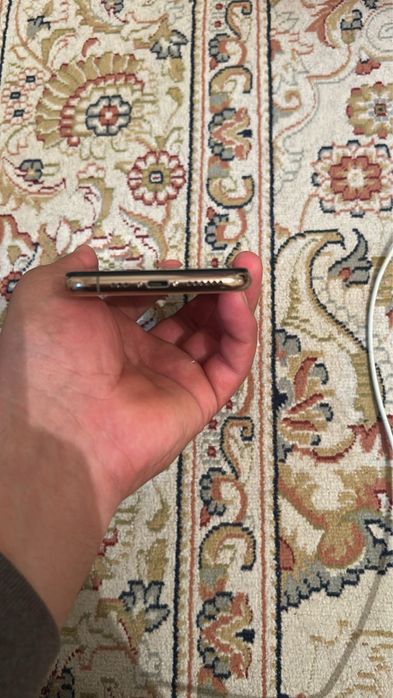 Айфон 11 про 64 гб обмен или продам