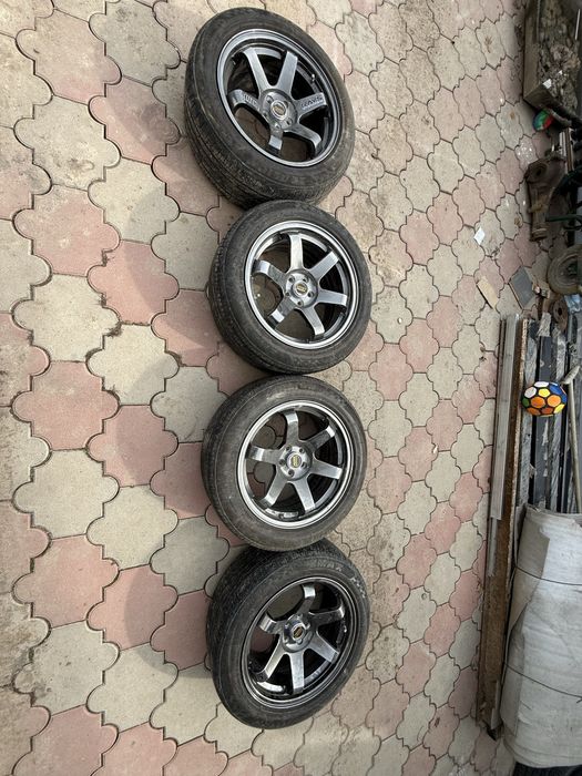 Продам диски с резиной