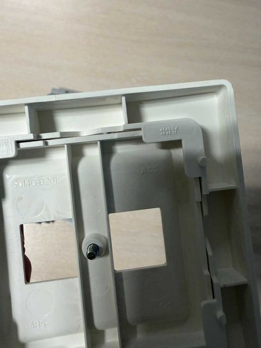 ABB ключове и контакти