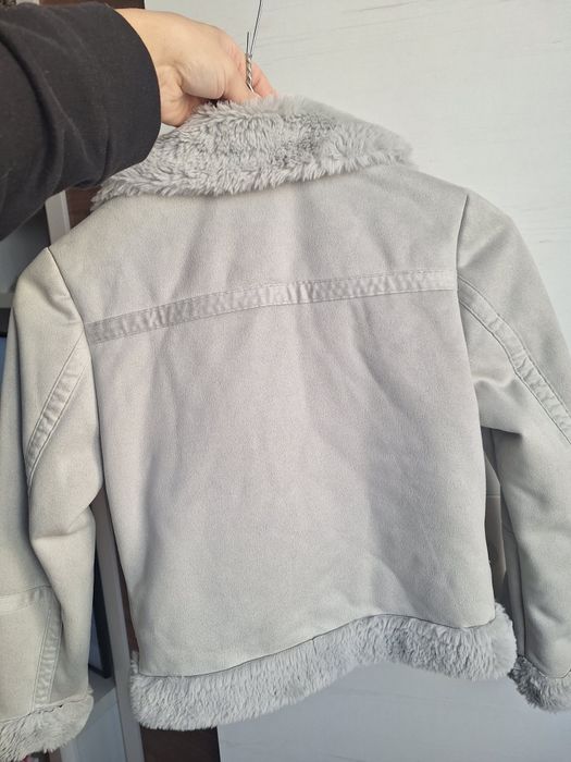 Blăniță gri marca C&A  128 cm