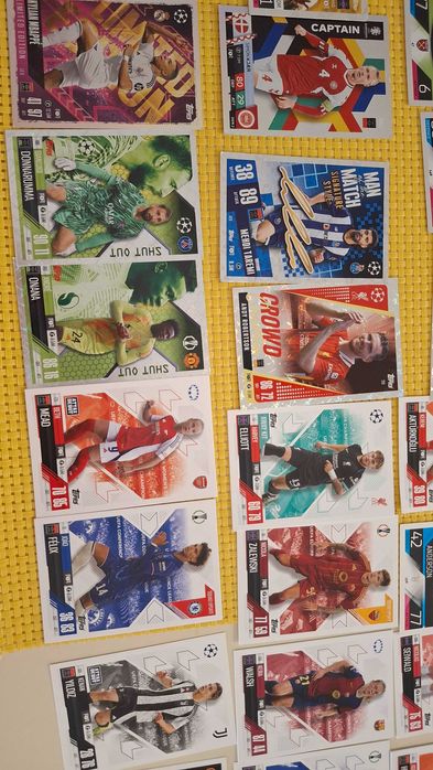 Продававм футболни карти на topps match attax различни видове
