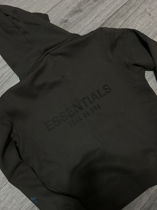 Hanorac essentials