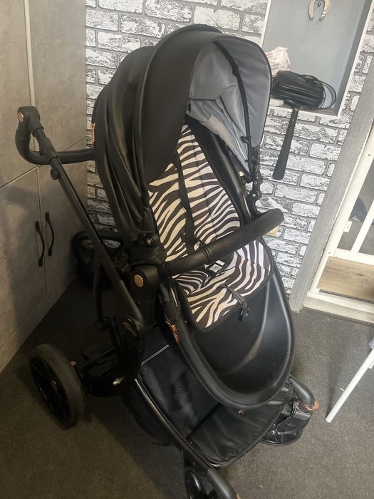 Продам коляску б/у в идеальном состоянии