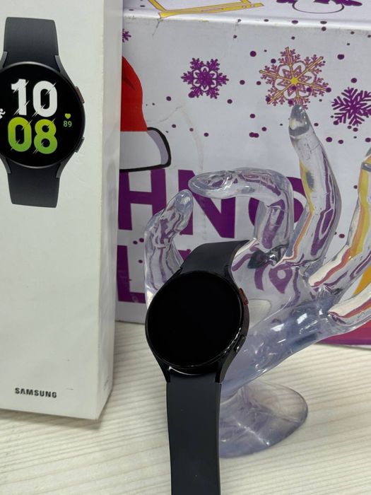 СРОЧНО ПРОДАМ Galaxy watch 5 44 mm