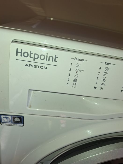 Сушилня за дрехи Hotpoint Ariston