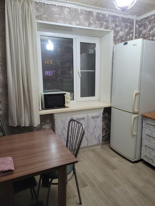 2-х комнатная. Продам. На 3 этаже.