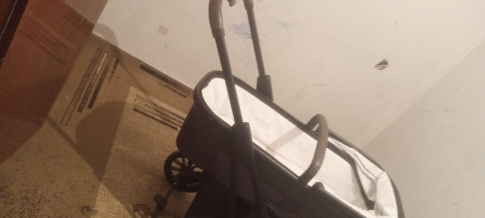 Продам коляску срочно