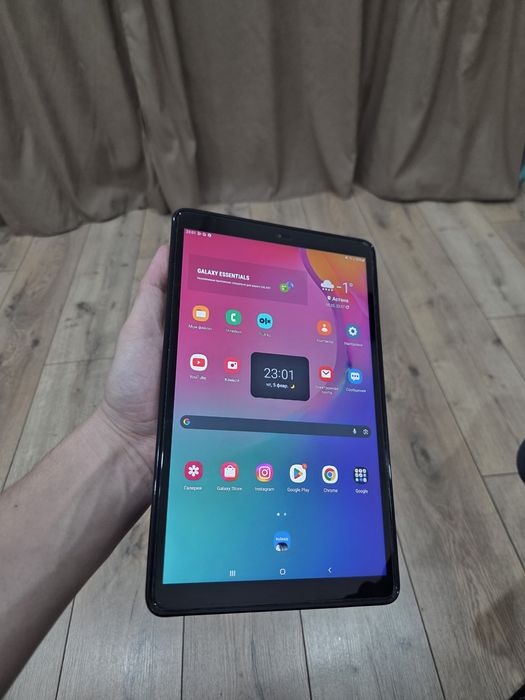 Samsung планшет.