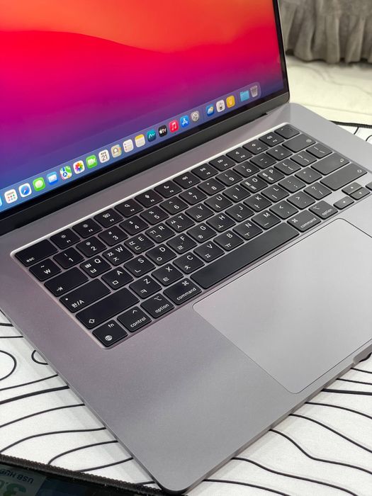 MacBook air 15 - M2 DDR 8GB / SSD 512Gb
