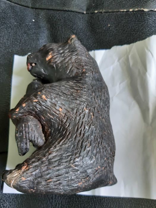 vand statueta de urs din lut ars (cred)