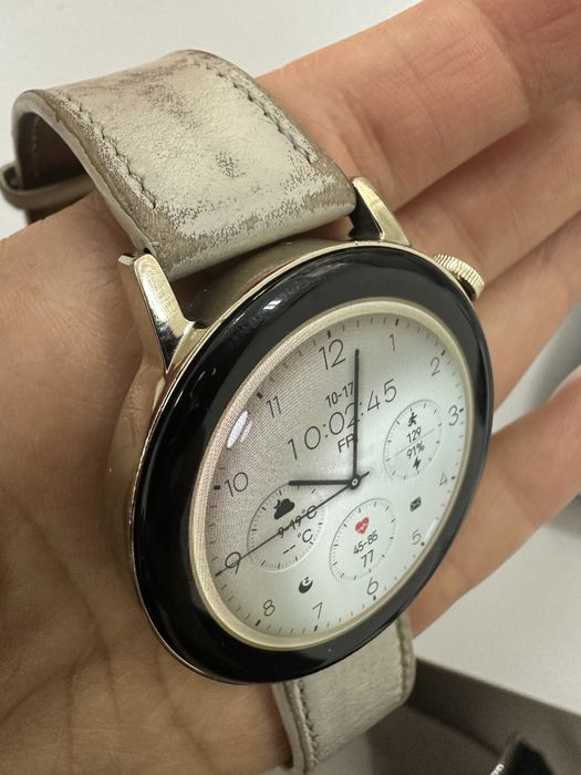 часовник Huawei GT3