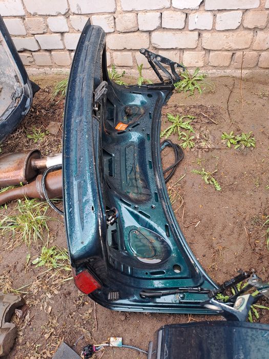 Продам запчасти ауди Б 4