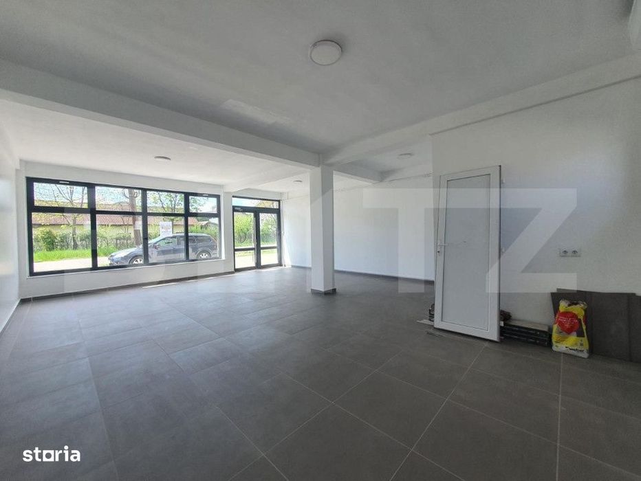 Spatiu comercial, 5 parcari, 100mp utili