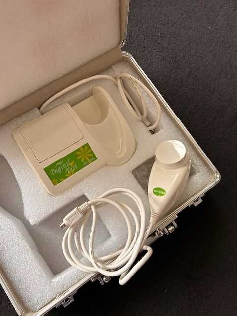 Козметичен апарат за анализ на кожата