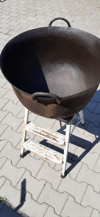 Căldare  din     Fonta